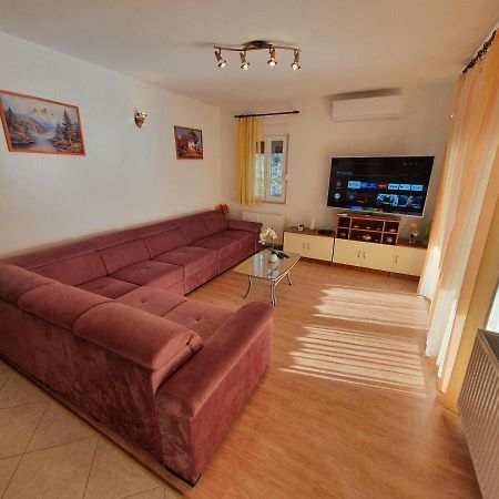 Villa Zvonimir Zagvozd Luaran gambar